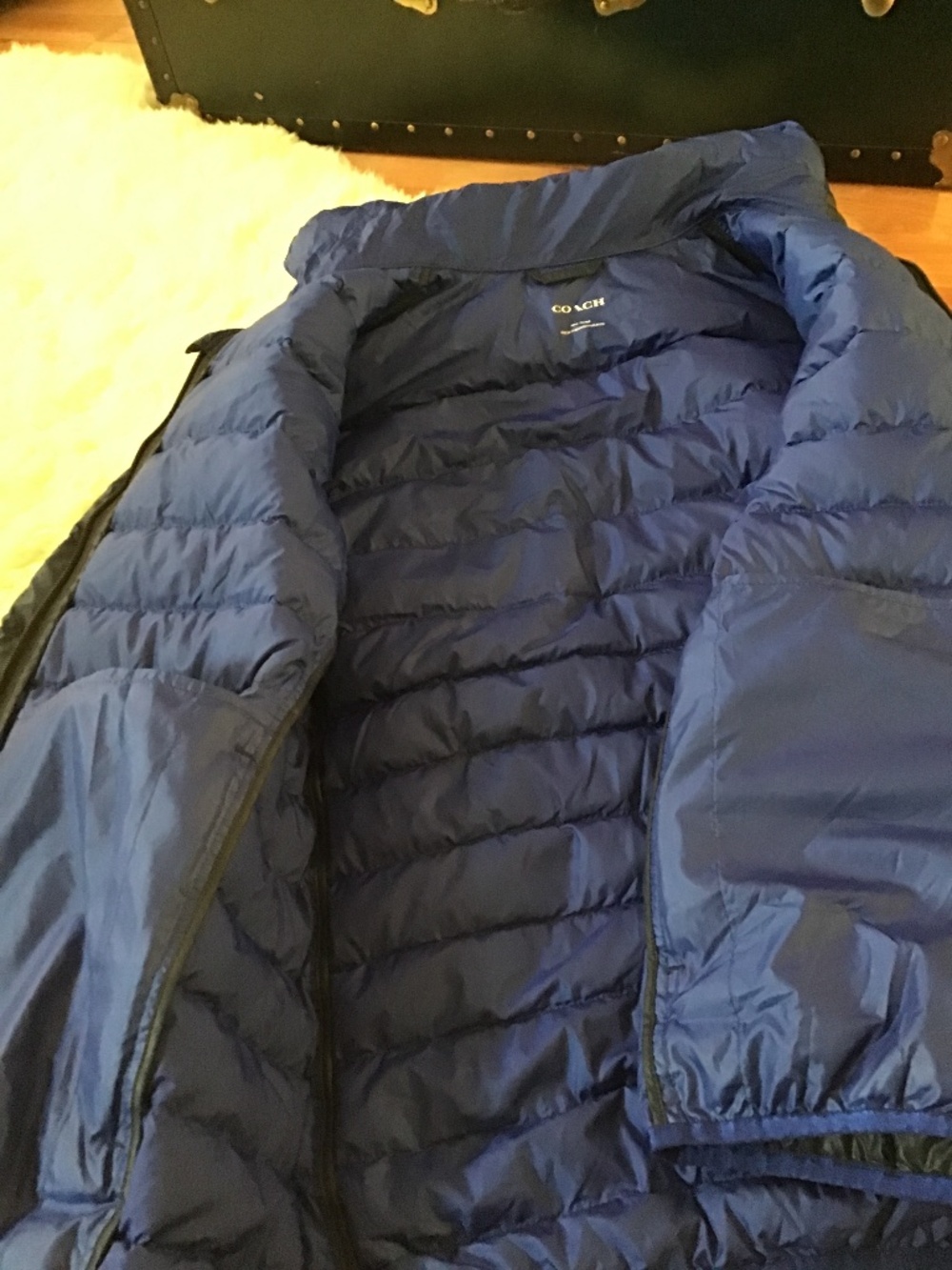 Coach - Picture 5 of 7